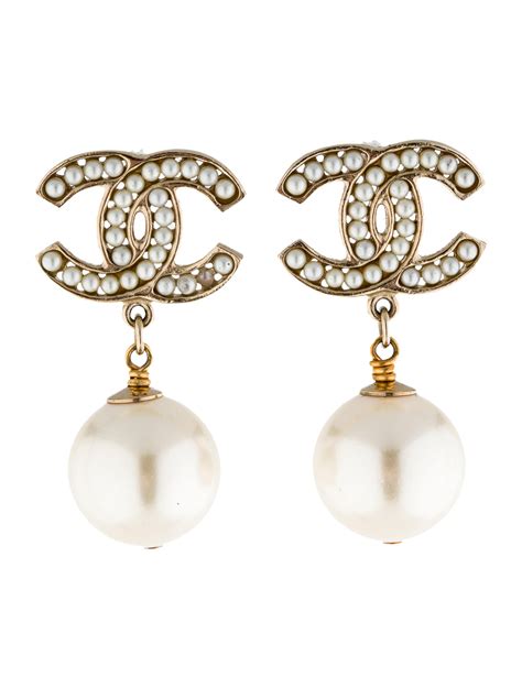 chanel cc pearl drop earrings|Chanel cc earrings real.